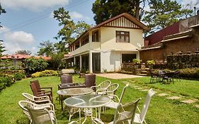 The Heritage Club - Tripura Castle Hotel And Spa